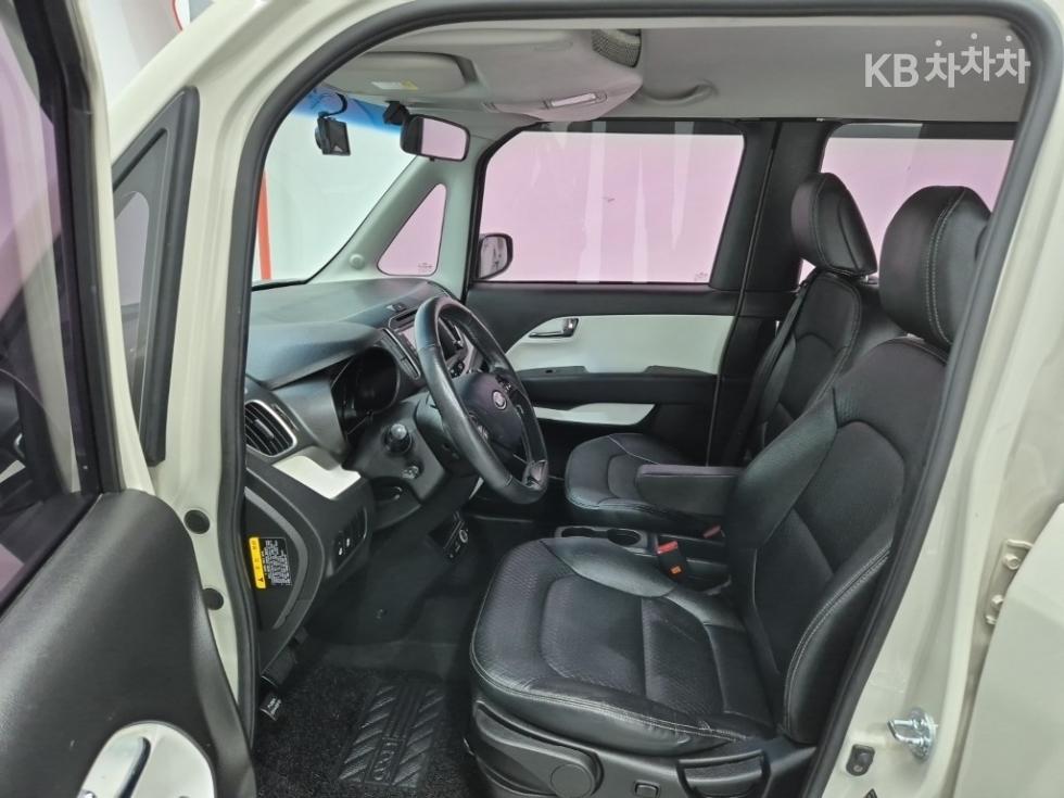 2012 - kia ray