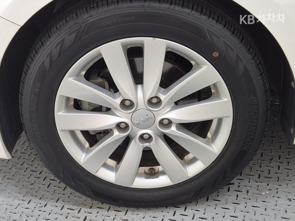 2015 - kia k3