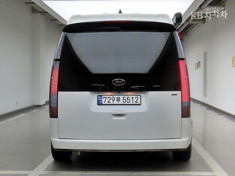 Hyundai Staria — miniaturë 3