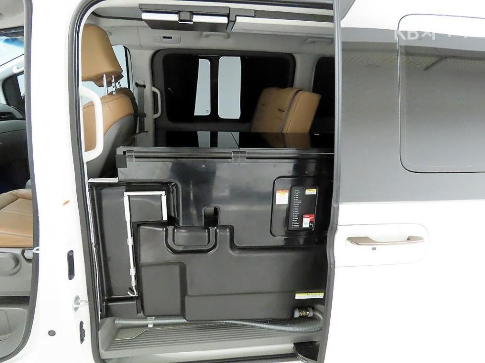 Hyundai Staria — miniaturë 14