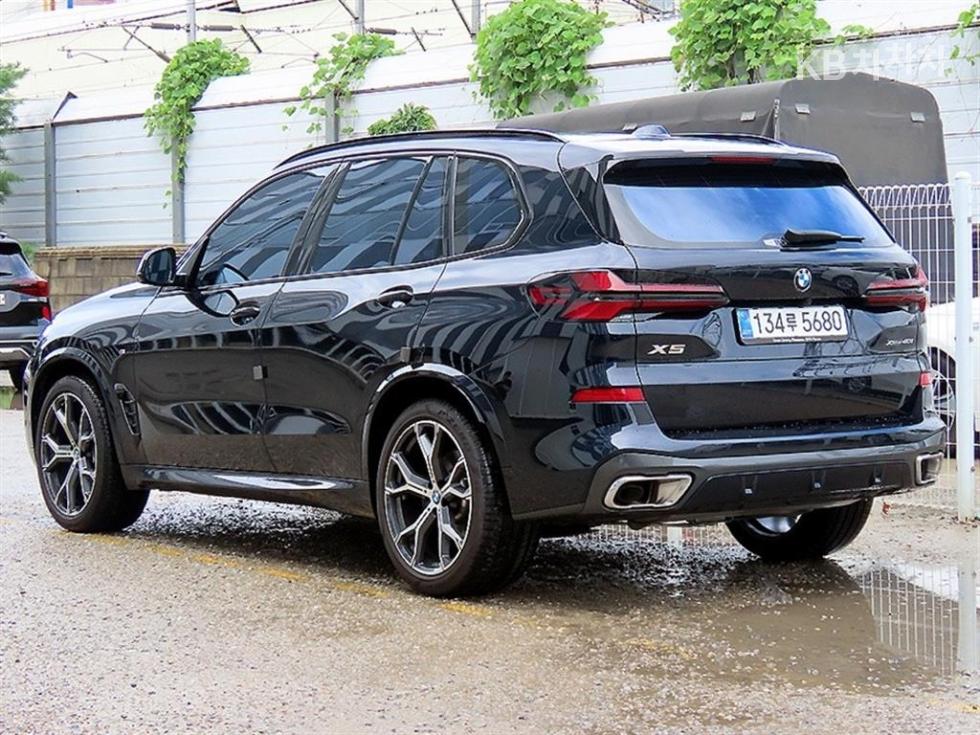 BMW X5 — miniaturë 3