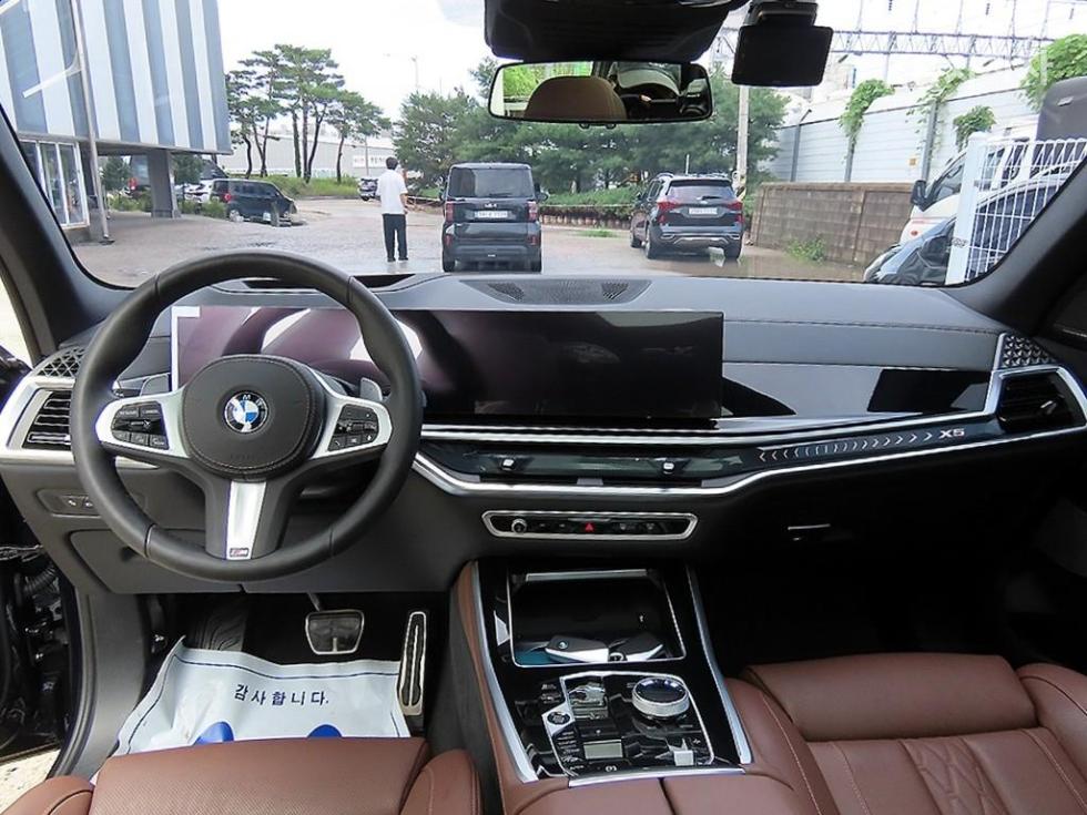 BMW X5 — miniaturë 7