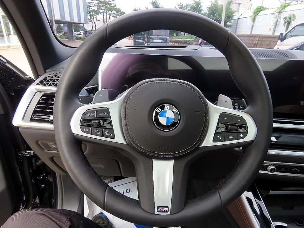 BMW X5 — miniaturë 8