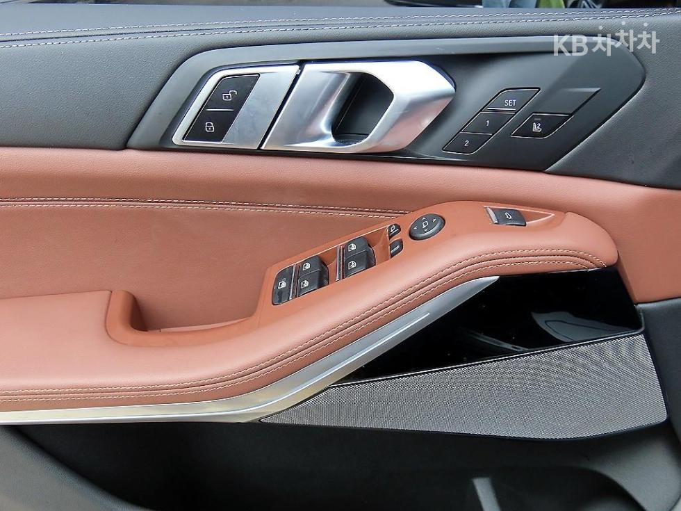 BMW X5 — miniaturë 12