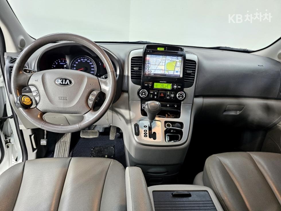 Kia Carnival — miniaturë 5