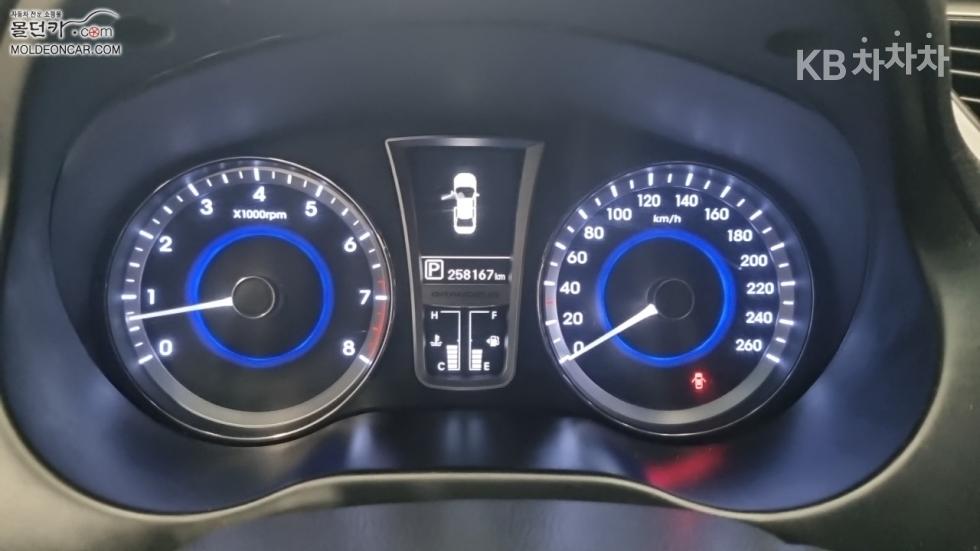 Hyundai Grandeur — miniaturë 5