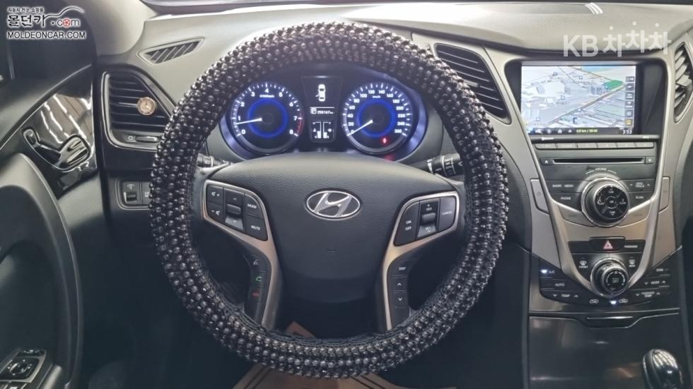 Hyundai Grandeur — miniaturë 11