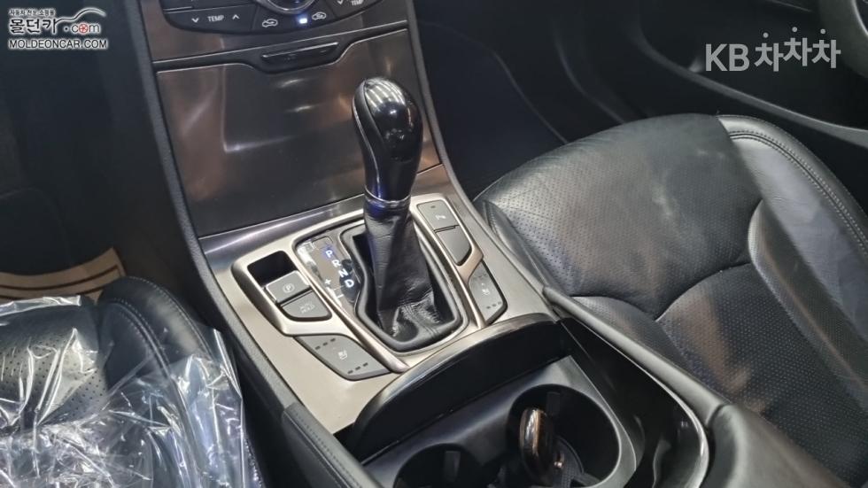 Hyundai Grandeur — miniaturë 14
