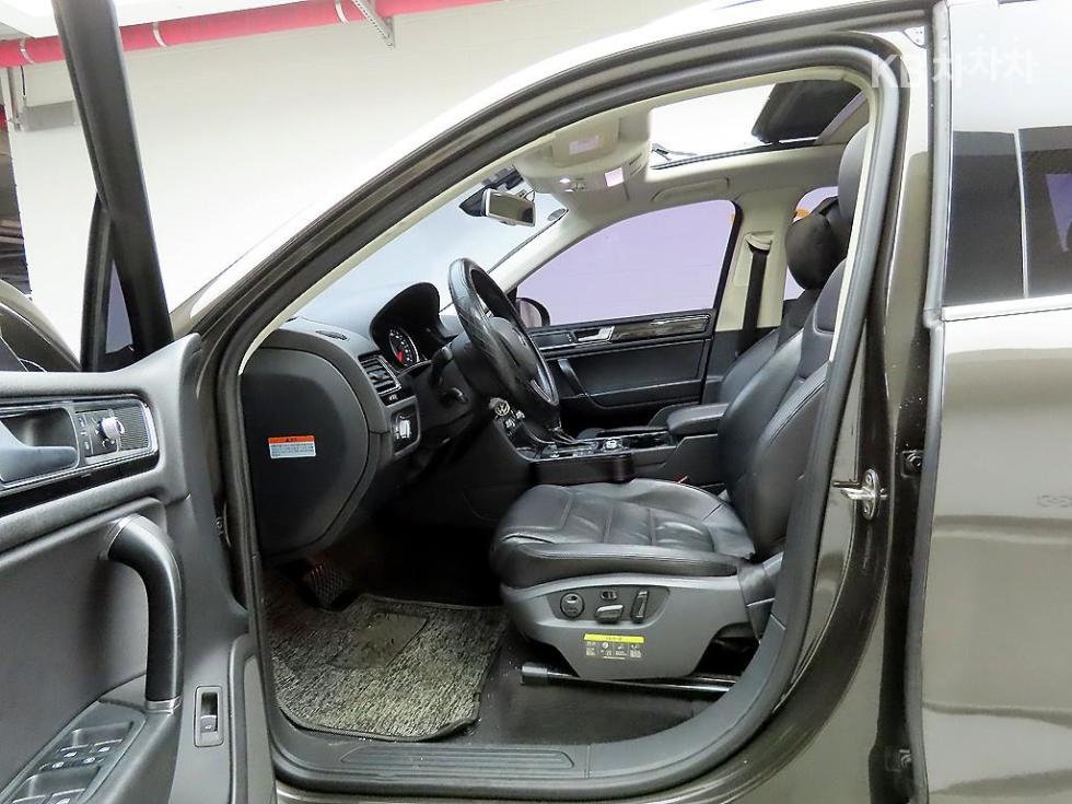 Volkswagen Touareg — miniaturë 12
