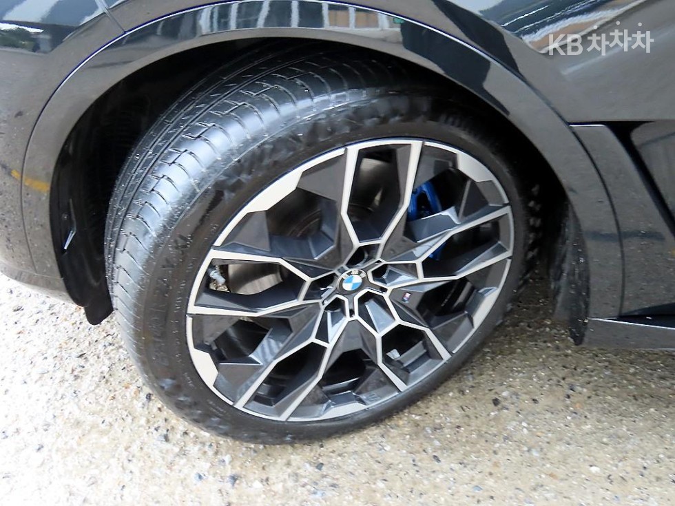 BMW X7 — miniaturë 20