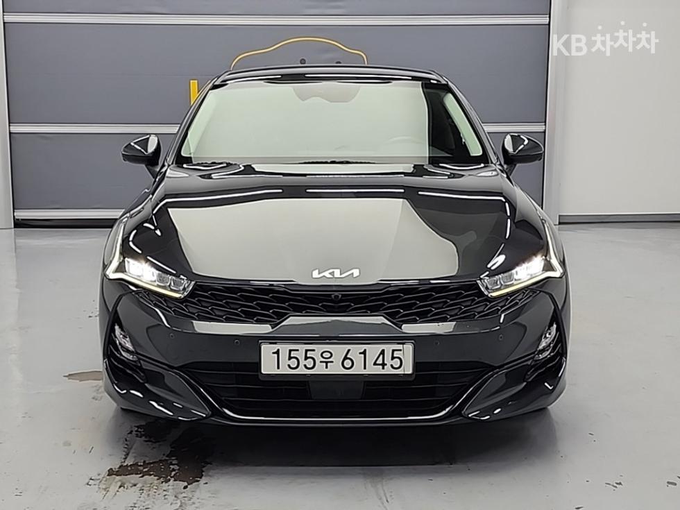 2021 Kia K5 3 photo