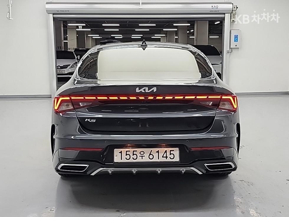 2021 Kia K5 3 photo