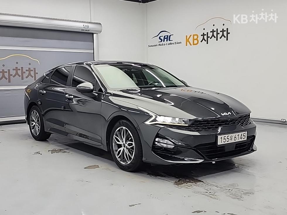 2021 Kia K5 3 photo