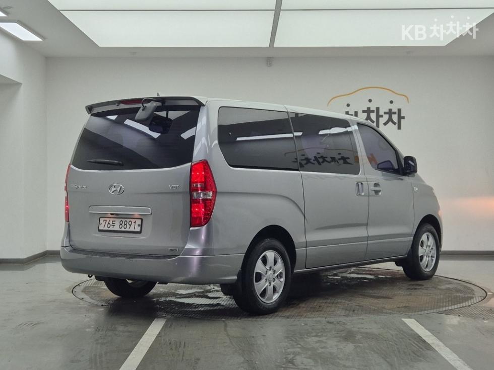 Hyundai Starex — miniaturë 4