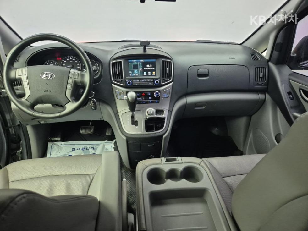 Hyundai Starex — miniaturë 5