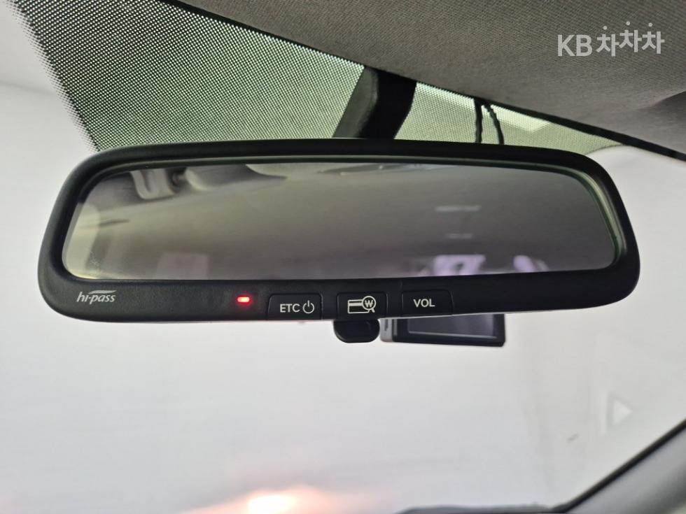 Hyundai Starex — miniaturë 16