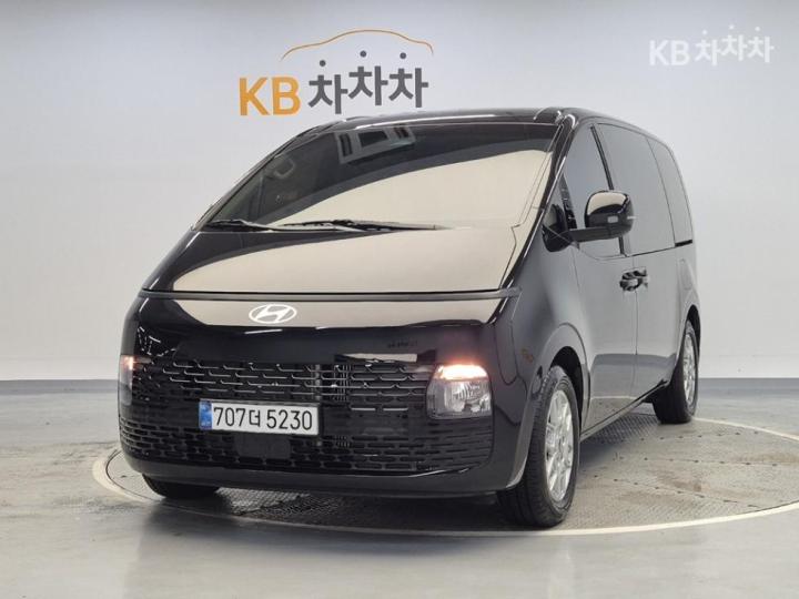 Hyundai Staria 2.2 투어러 11 — foto 1