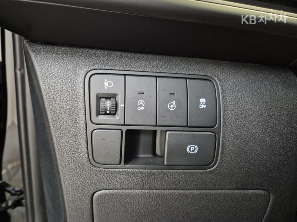 Hyundai Staria — miniaturë 16