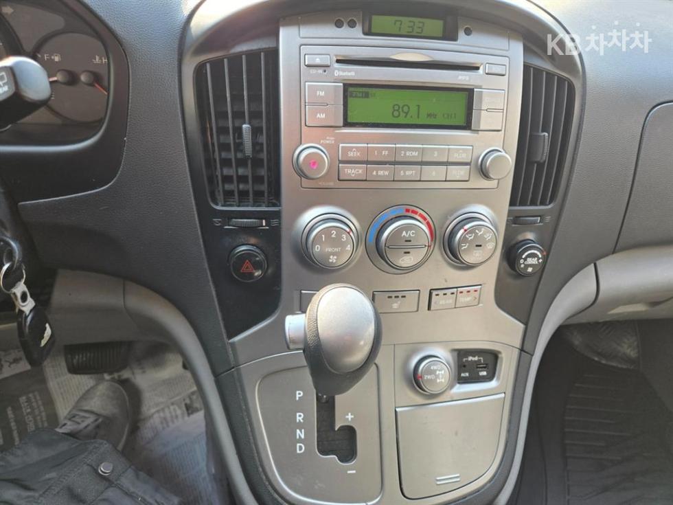 Hyundai Starex — miniaturë 10