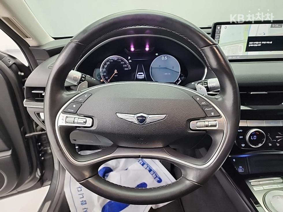 Genesis G80 — miniaturë 9