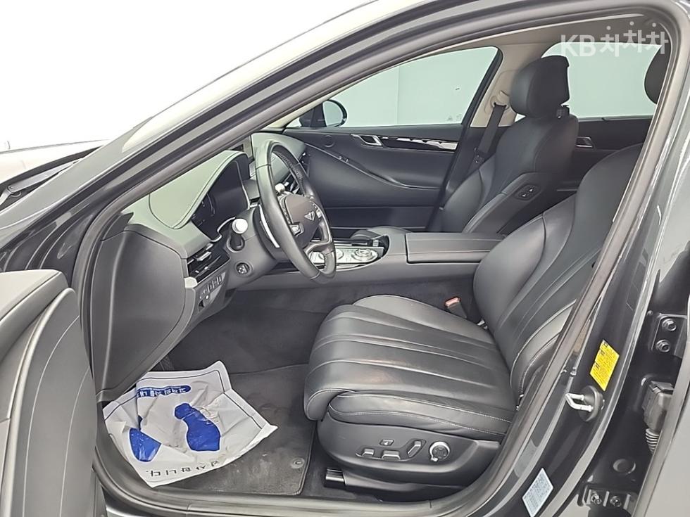 Genesis G80 — miniaturë 11