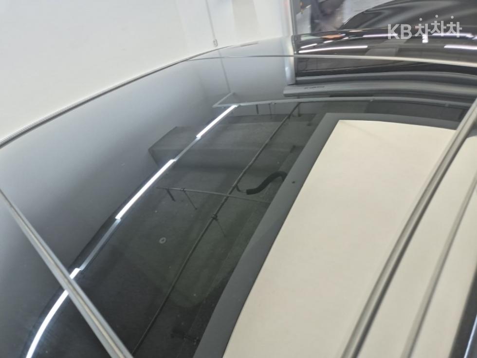 Mercedes-Benz E-klasse — miniaturë 13