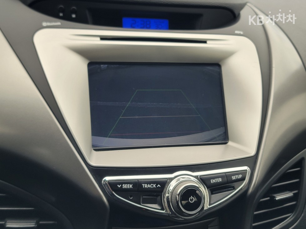 Hyundai Avante — miniaturë 23