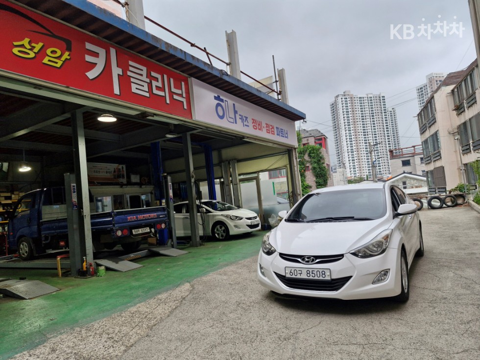 Hyundai Avante — miniaturë 25