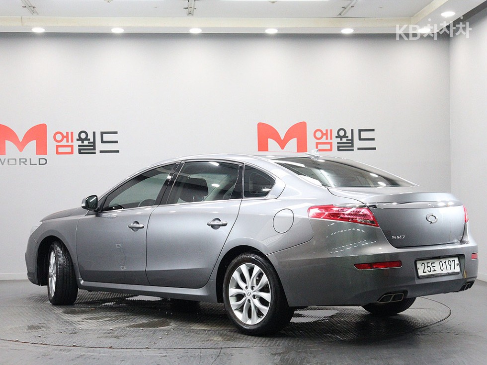 Renault Samsung SM7 — miniaturë 4
