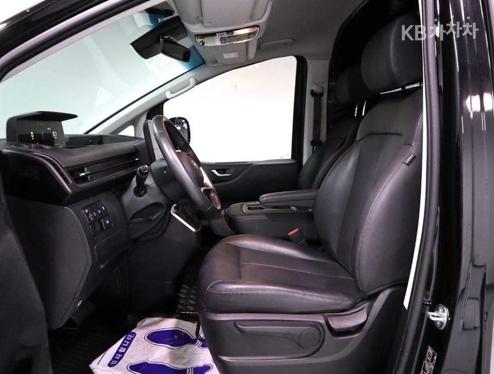 Hyundai Staria — miniaturë 8