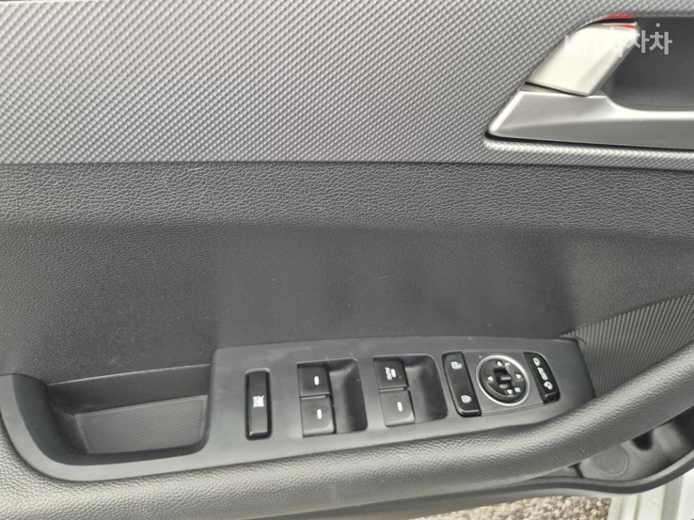Hyundai Sonata — miniaturë 16