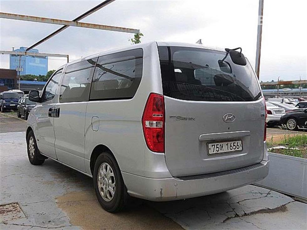 Hyundai Starex — miniaturë 4
