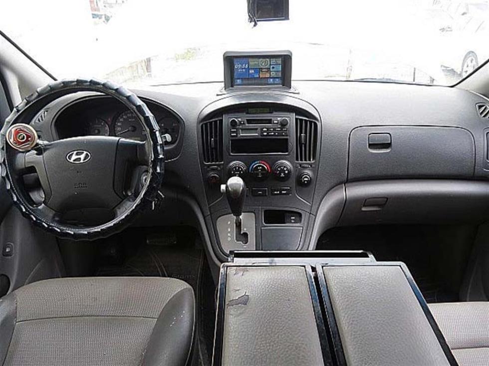 Hyundai Starex — miniaturë 5