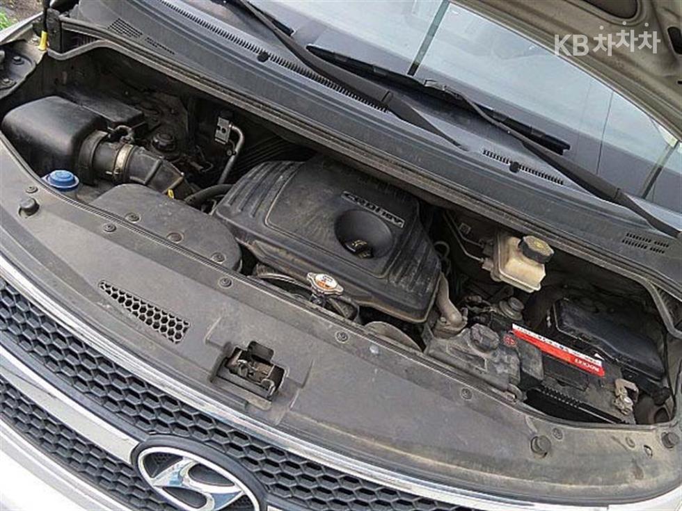Hyundai Starex — miniaturë 11