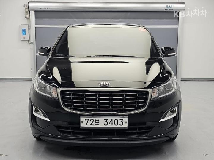 Kia Carnival — miniaturë 2