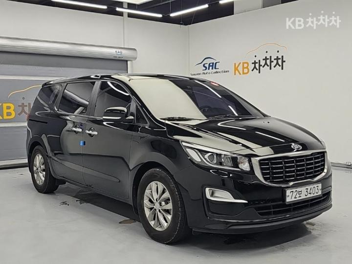 Kia Carnival — miniaturë 4