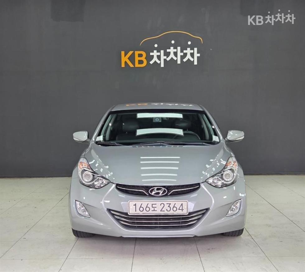 Hyundai Avante — miniaturë 3