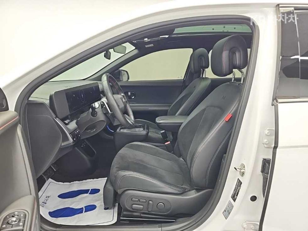 Hyundai IONIQ 5 — miniaturë 11