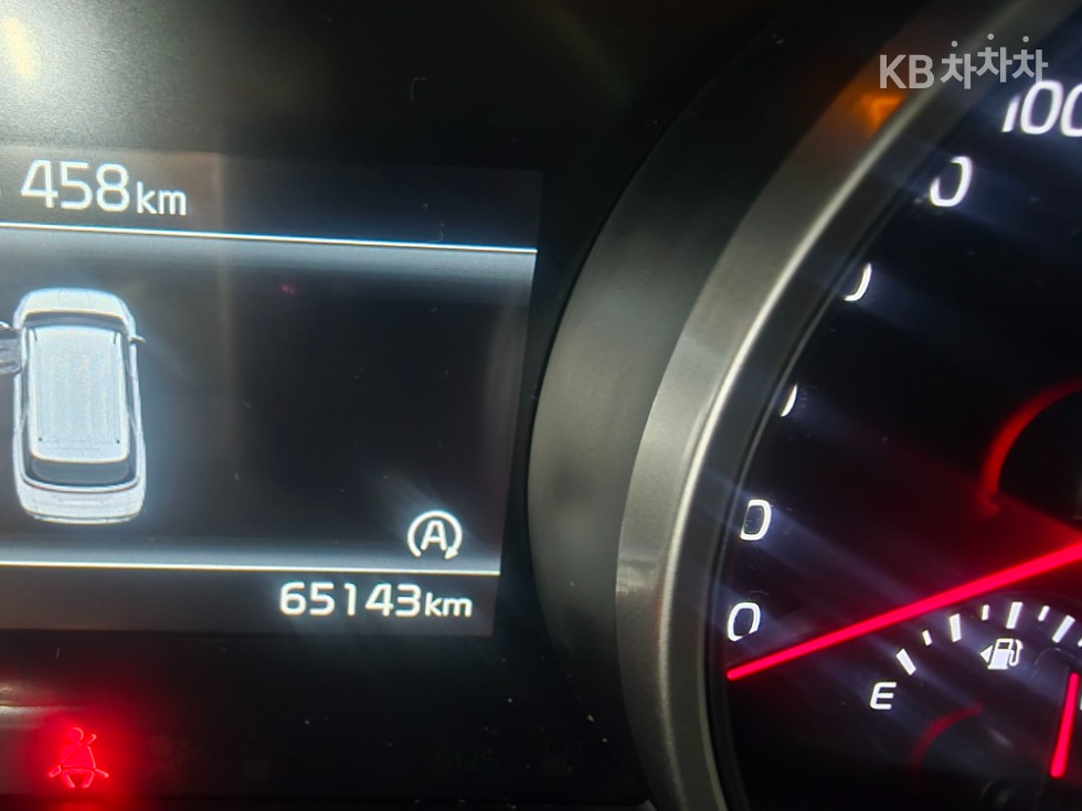 Kia Carnival — miniaturë 12