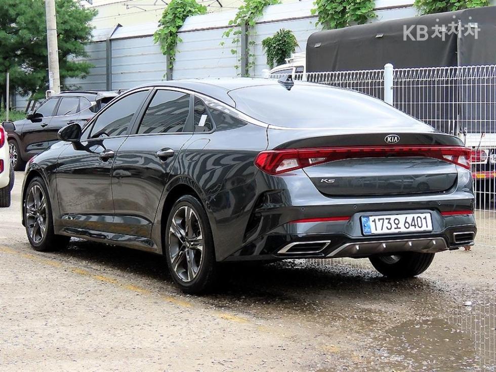 Kia K5 — miniaturë 3