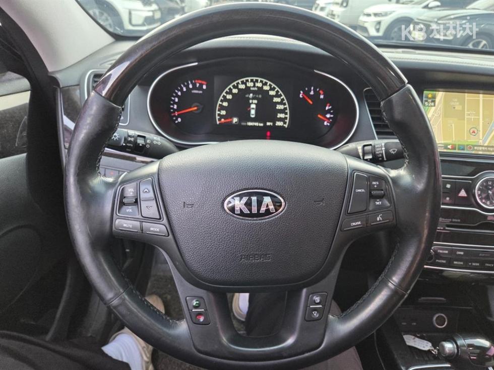 Kia K7 — miniaturë 6