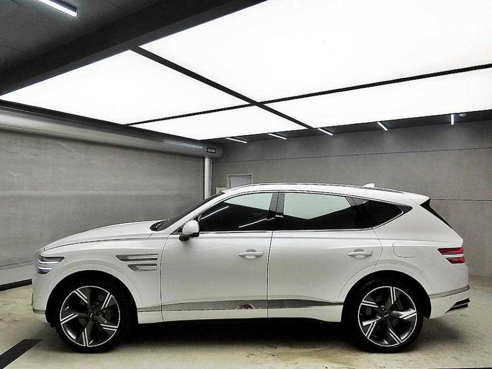 2024 Genesis GV80 photo