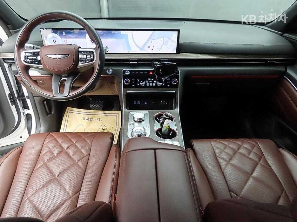 2024 Genesis GV80 photo