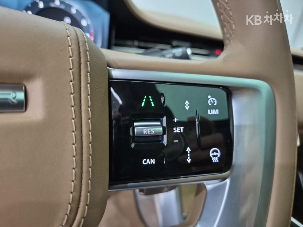 Land Rover Range Rover — miniaturë 16