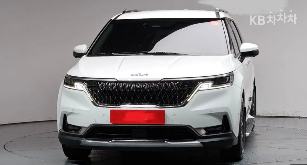 Kia Carnival — miniaturë 3