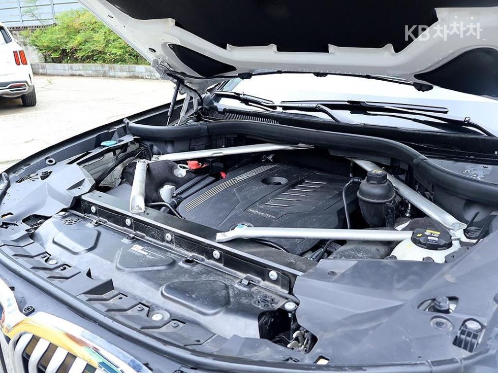 BMW X7 — miniaturë 20