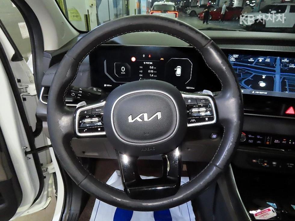 Kia Carnival — miniaturë 8