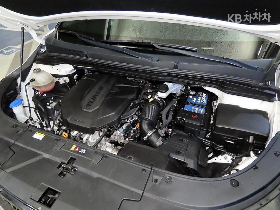 Kia Carnival — miniaturë 19