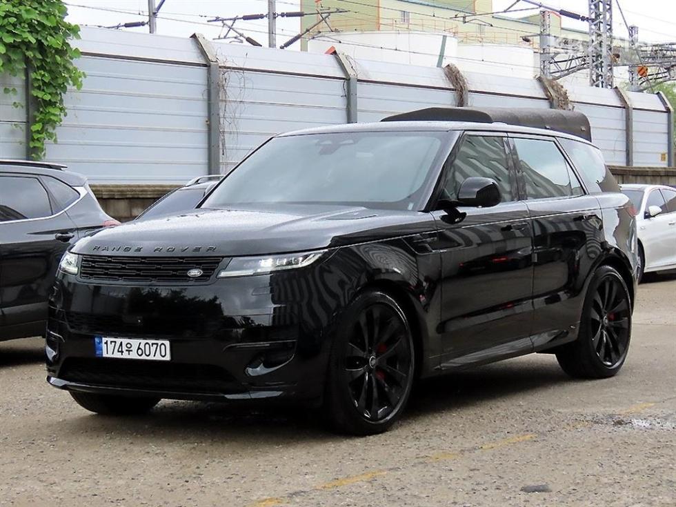 Land Rover Range Rover Sport — miniaturë 2