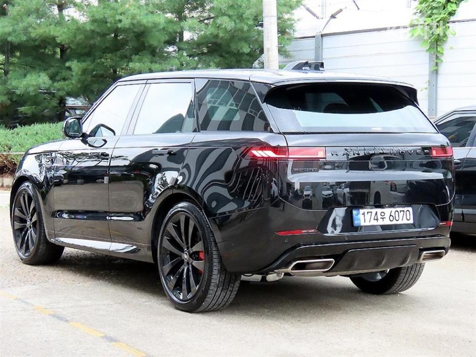 Land Rover Range Rover Sport — miniaturë 3